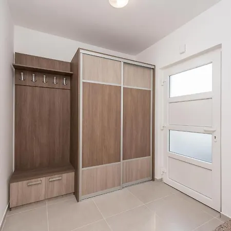Gorgeous Home In Debeljak With Wifi Debeljak