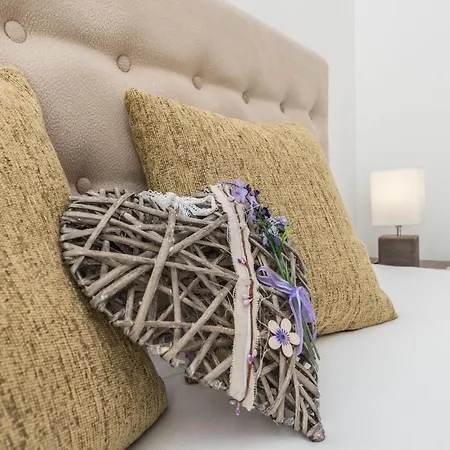 Ferienhaus Gorgeous Home In Debeljak With Wifi Debeljak