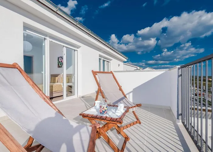 Gorgeous Home In Debeljak With Wifi Ferienhaus